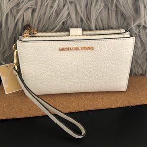 SOLD New Michael Kors Phone Wallet Clutch